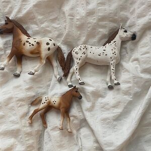Schleich family set of 3